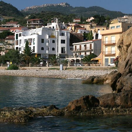 Museo Albergo D'Arte Contemporanea Atelier Sul Mare Castel di Tusa Eksteriør billede