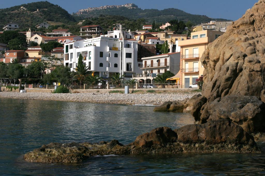 Museo Albergo D'Arte Contemporanea Atelier Sul Mare Castel di Tusa Eksteriør billede